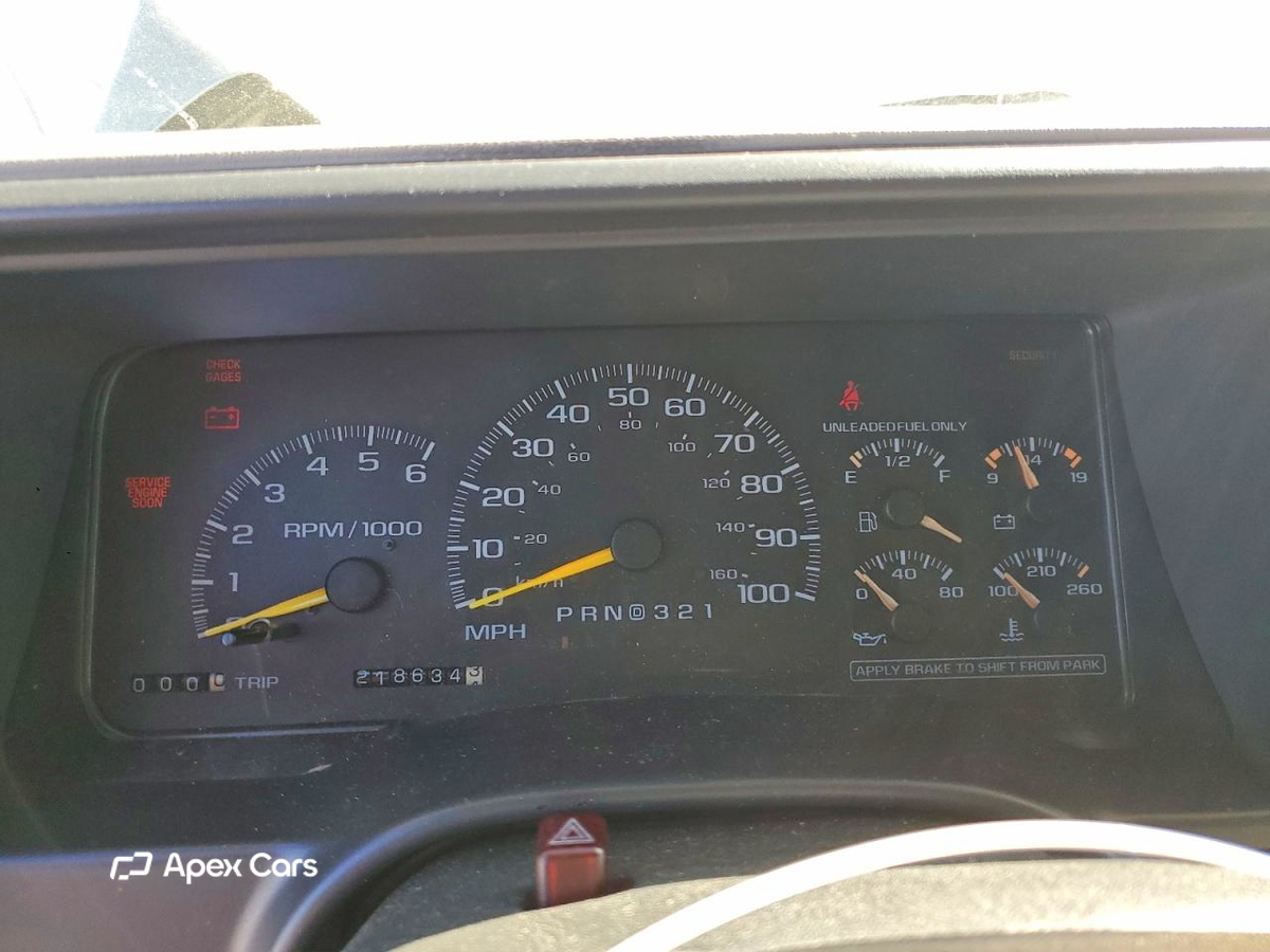 Chevrolet Suburban 1999