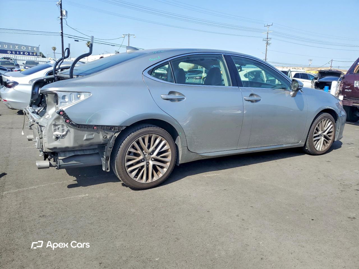 Lexus ES 2015