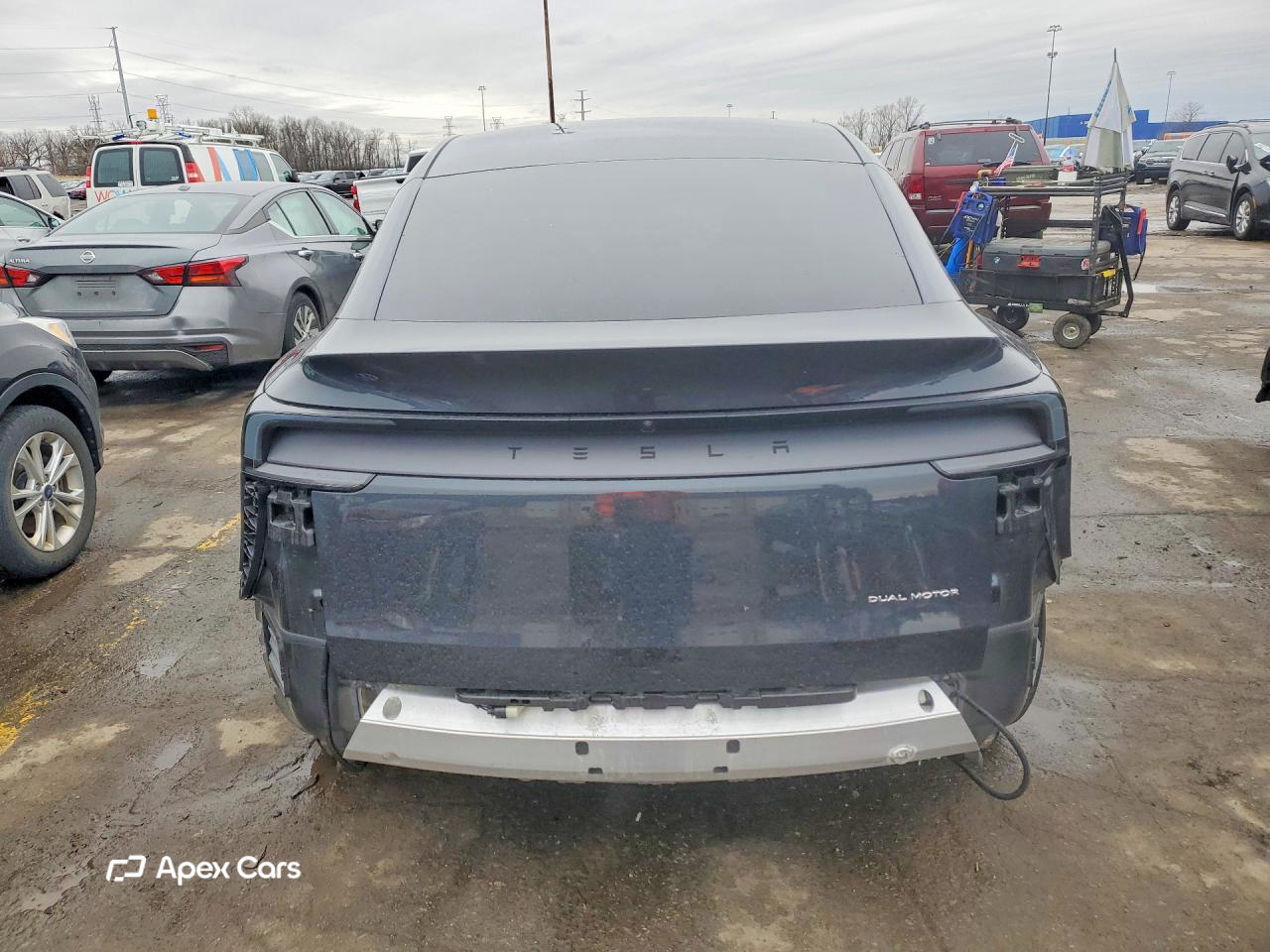 Tesla Model Y 2026