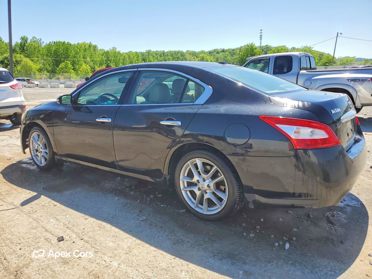 Nissan Maxima 2011