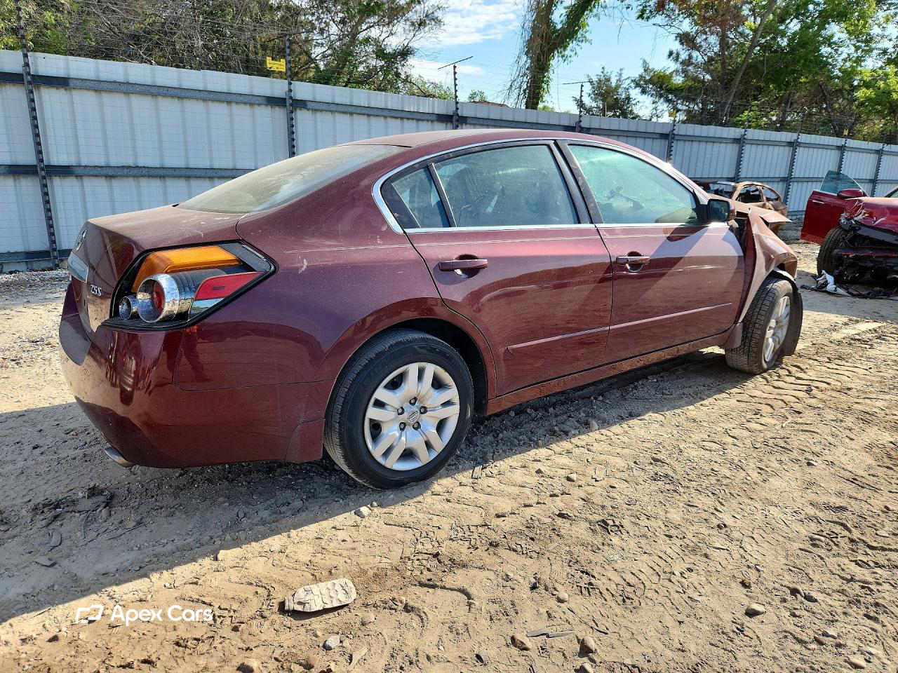 Nissan Altima 2012