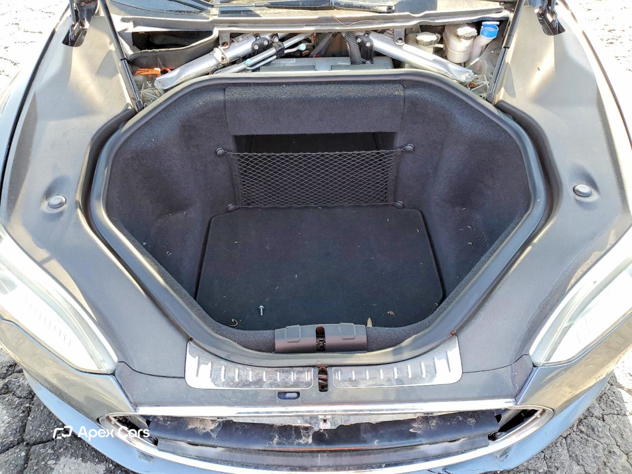 Tesla Model S 2012