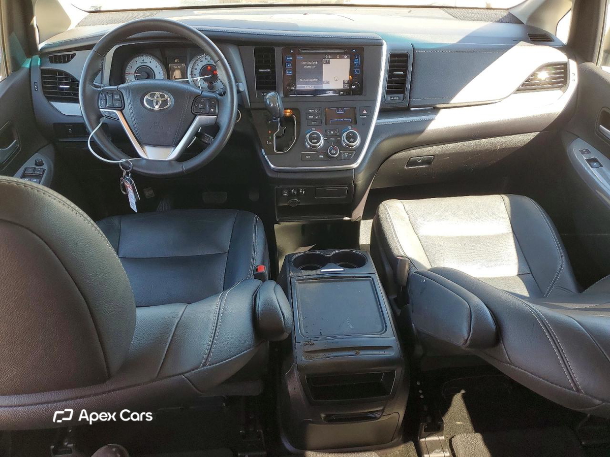 Toyota Sienna 2017