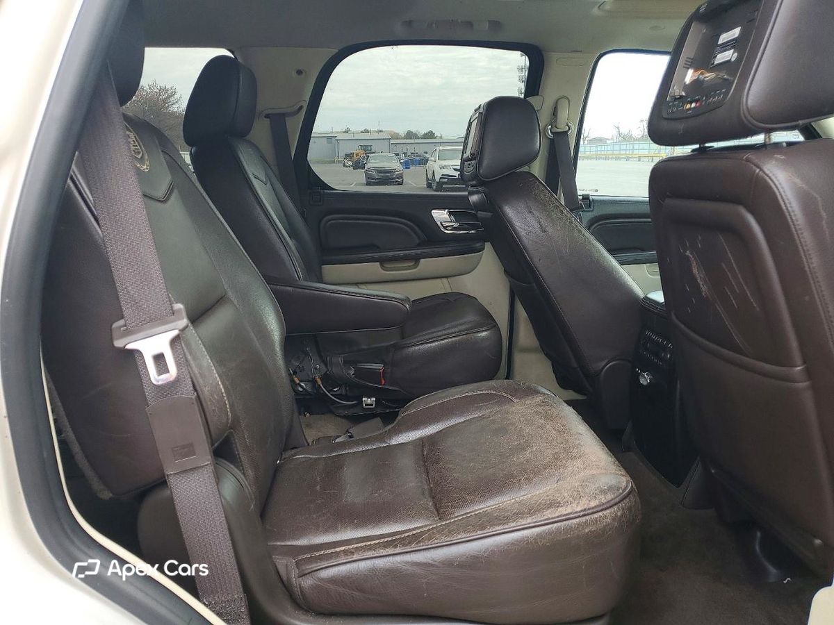 Cadillac Escalade 2011
