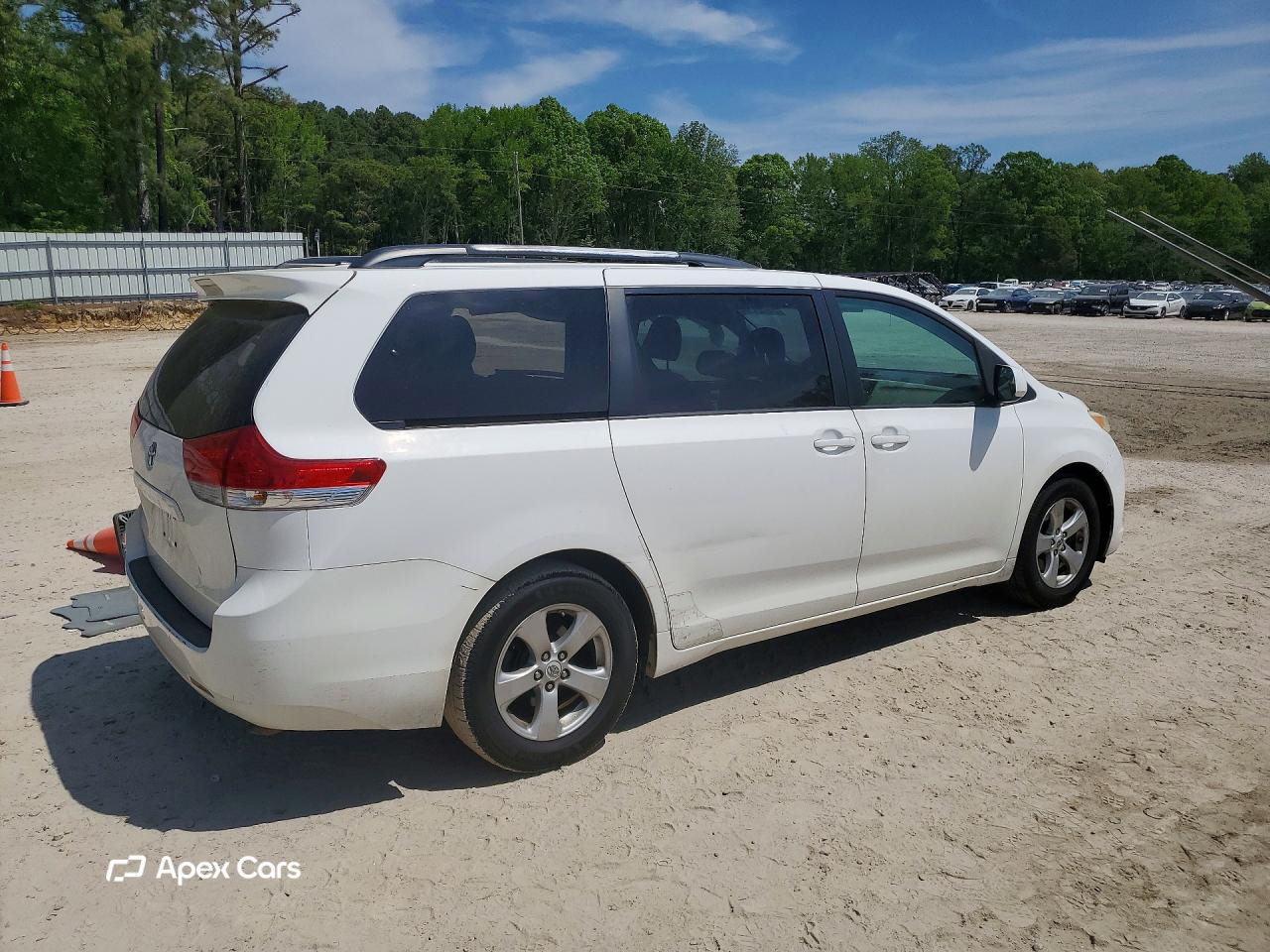 Toyota Sienna 2011