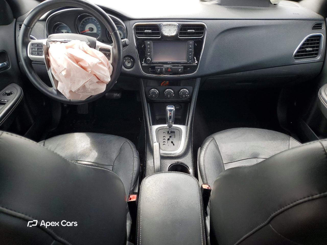 Chrysler 200 2012