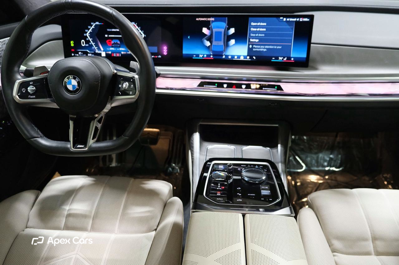 BMW Series 7 2023