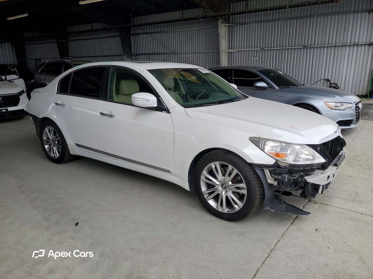 Hyundai Genesis 2011