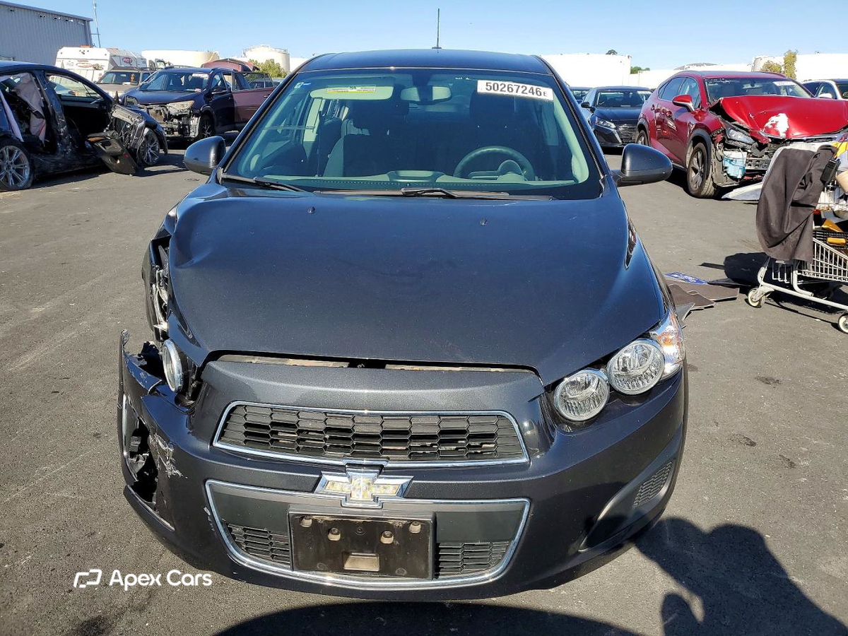 Chevrolet Sonic 2015