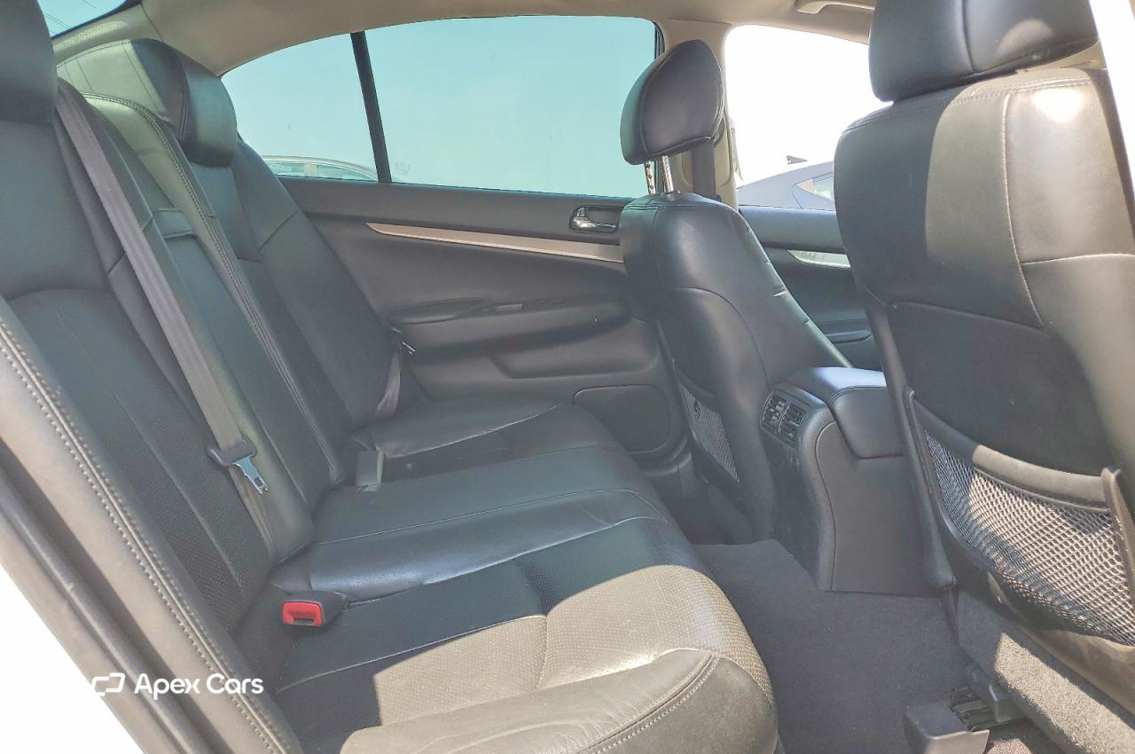Infiniti Q40 2015