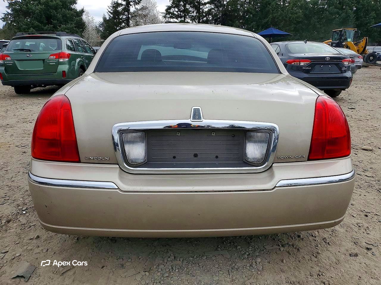 Lincoln Town Car 2008