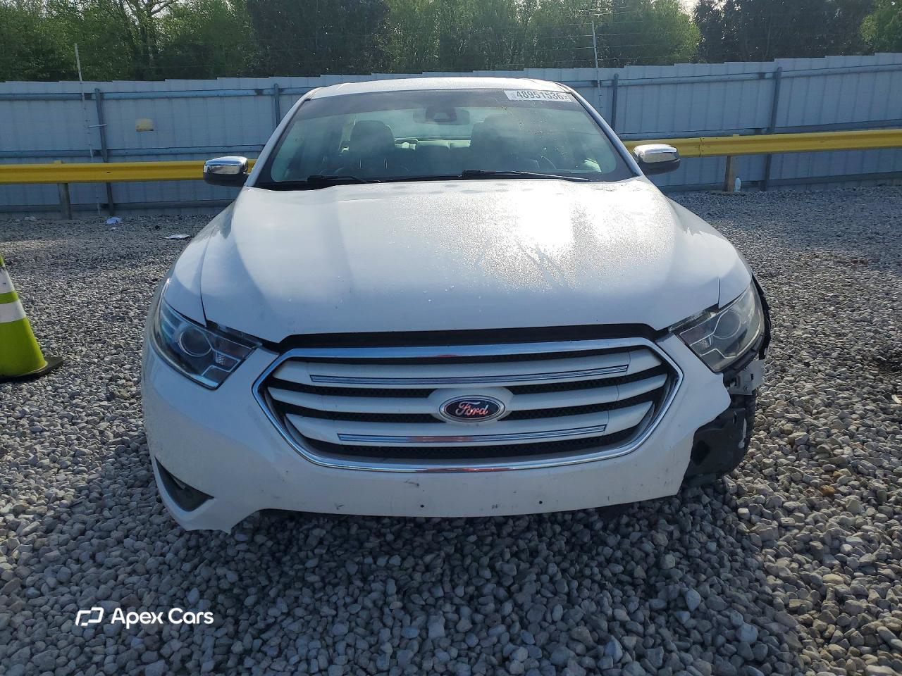 Ford Taurus 2015