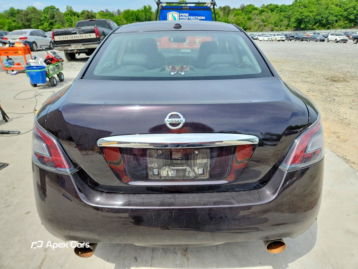 Nissan Maxima 2014
