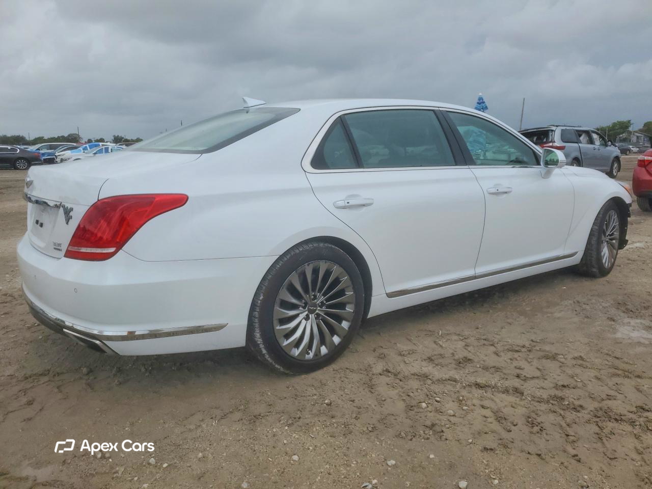 Genesis G90 2017