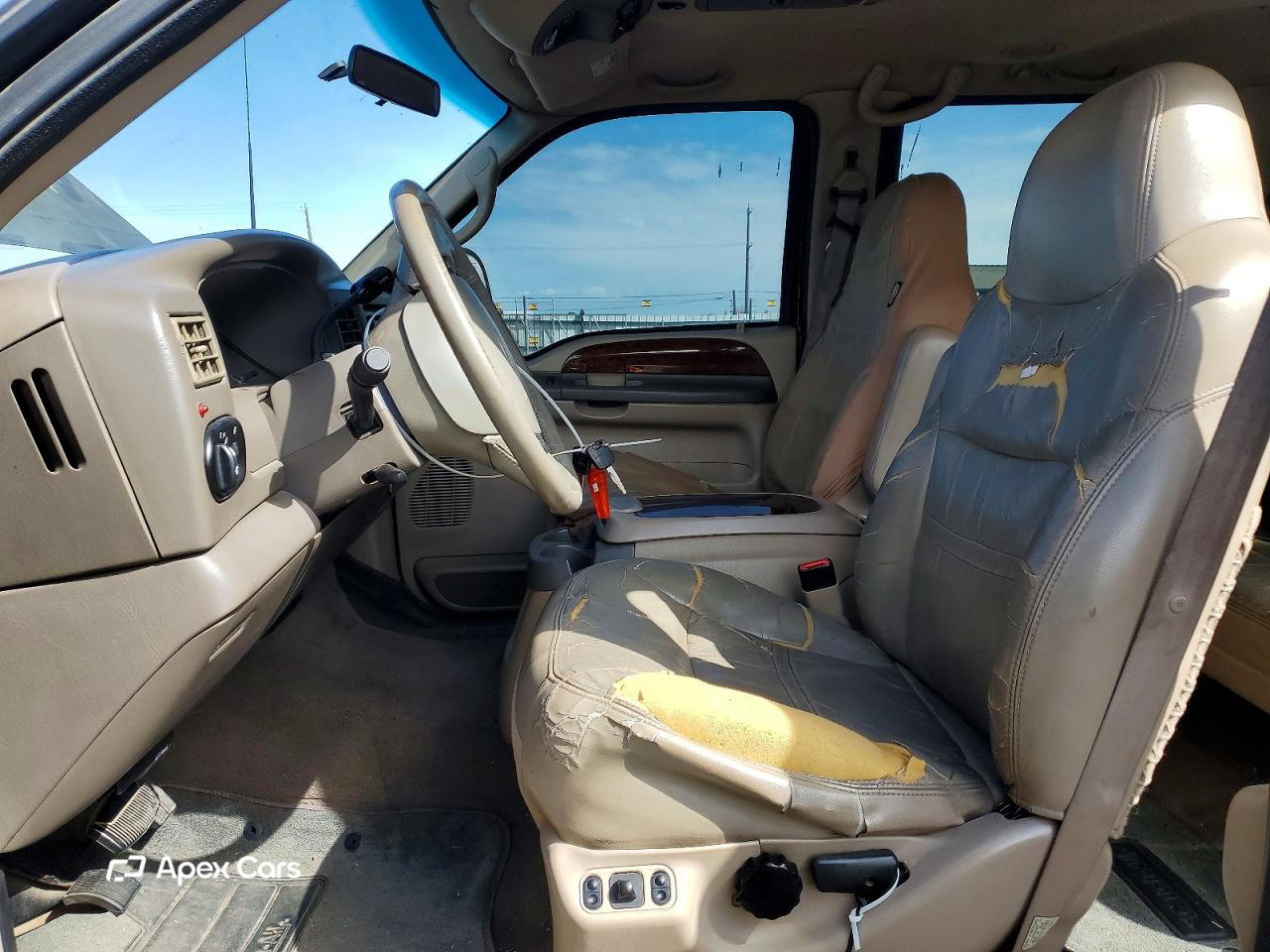 Ford Excursion 2000