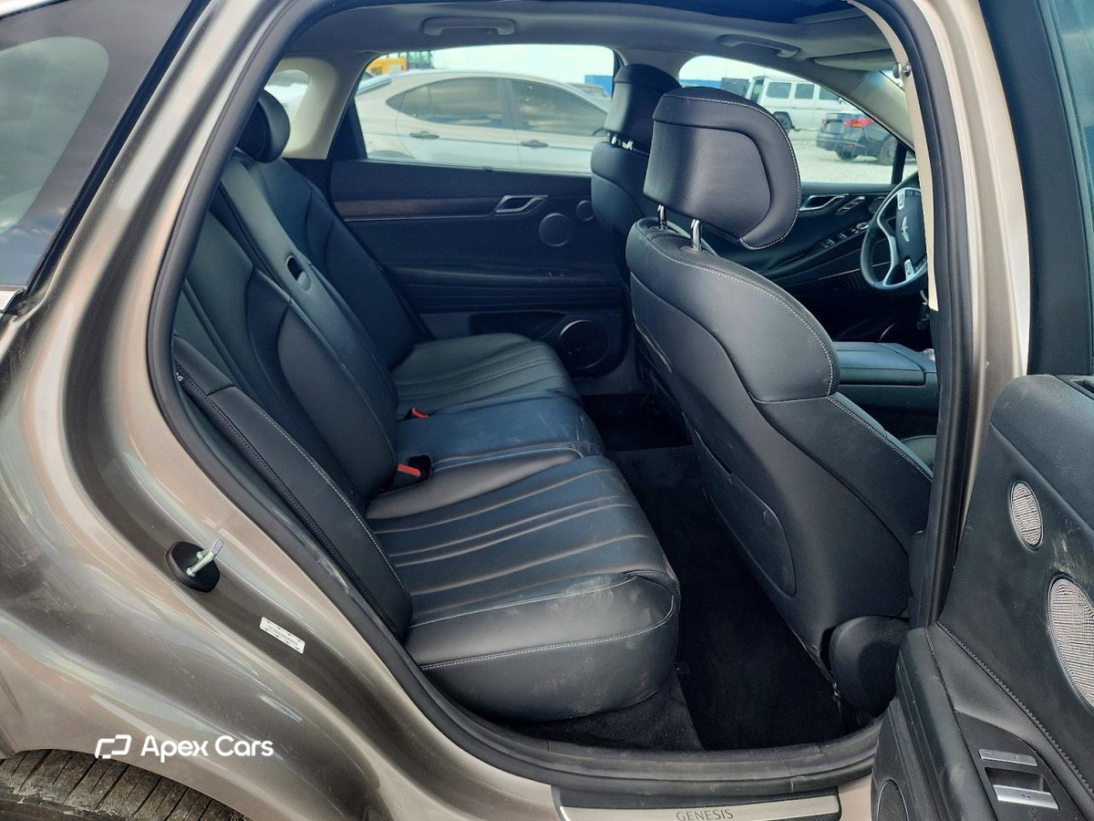 Genesis G80 2021