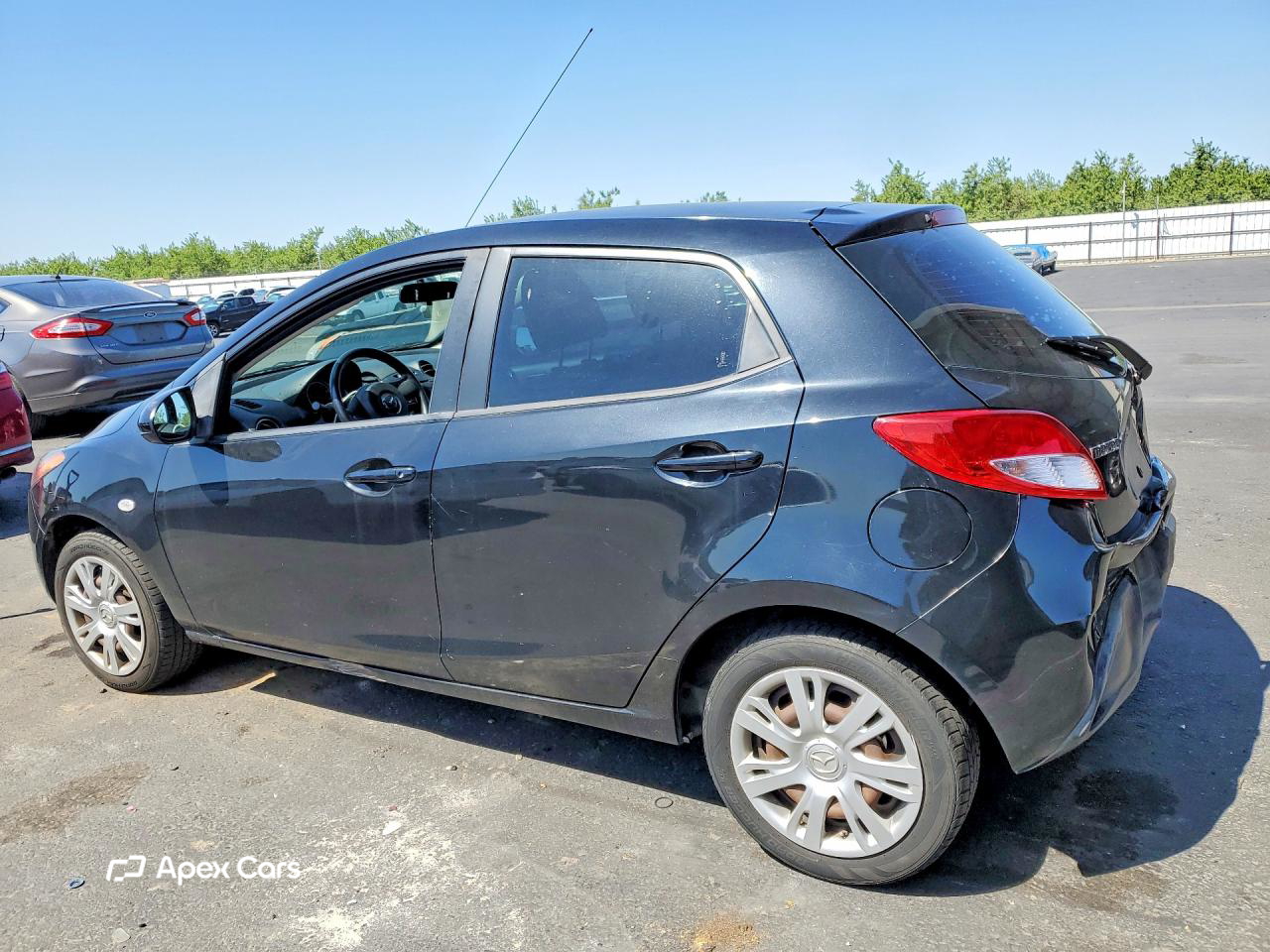 Mazda 2 2014