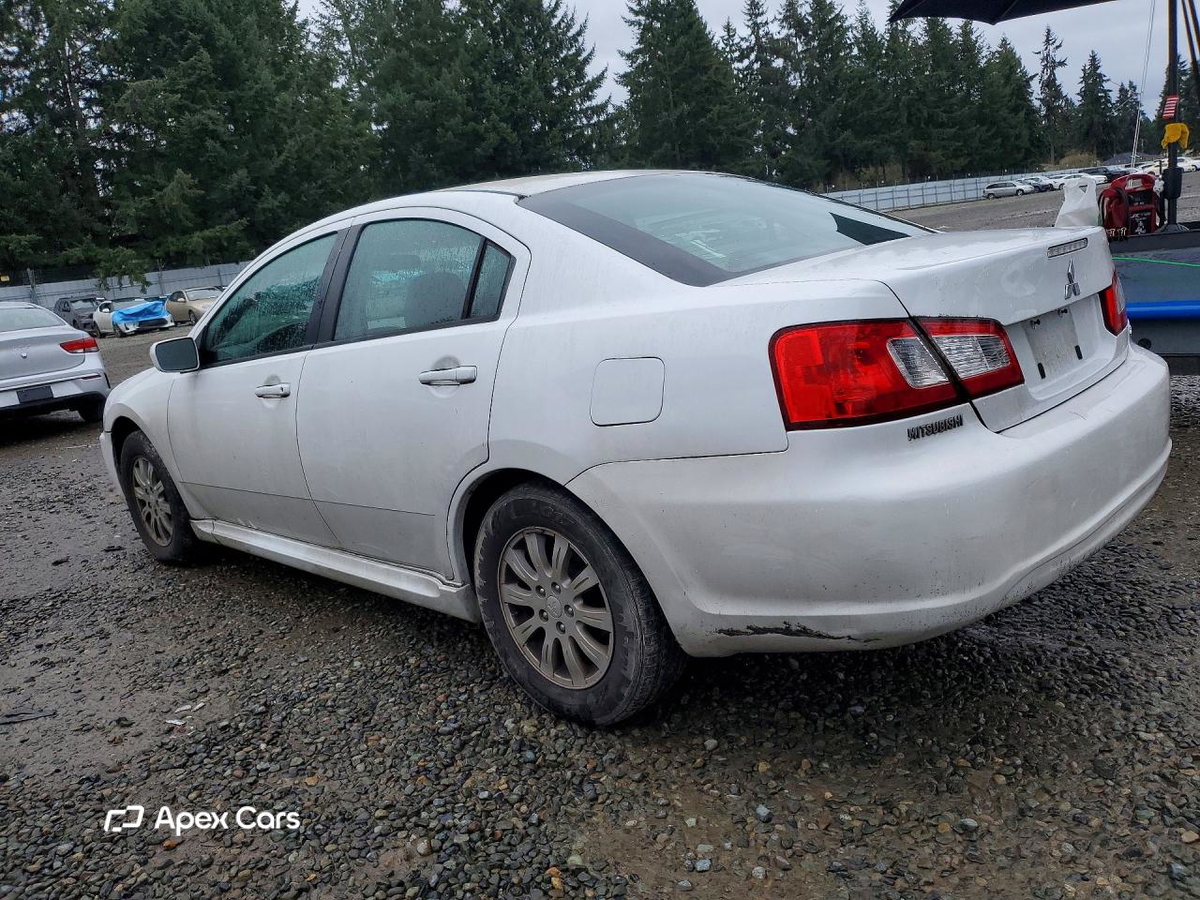 Mitsubishi Galant 2010