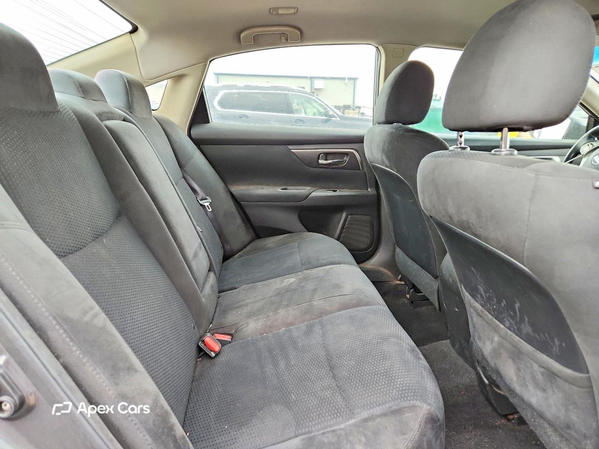 Nissan Altima 2015