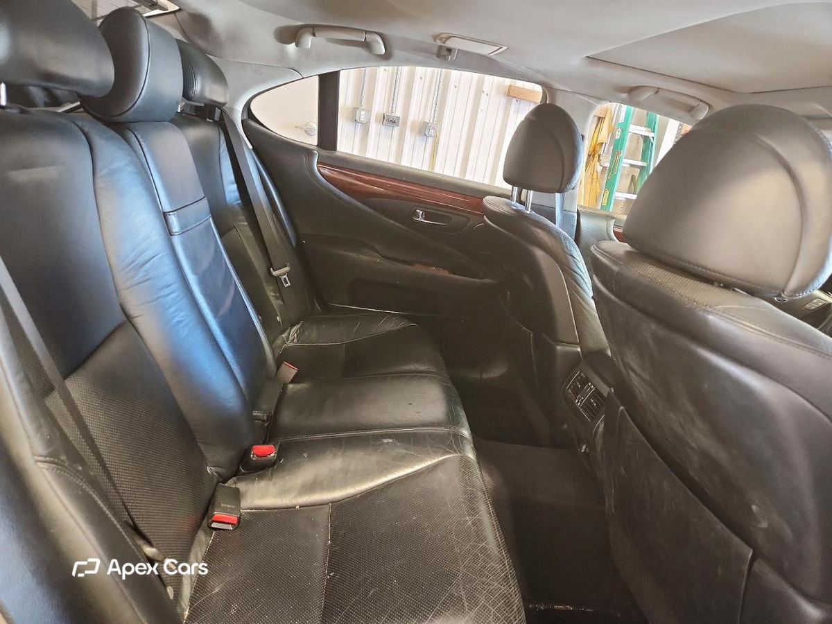 Lexus LS 2010