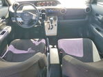 Toyota  2010