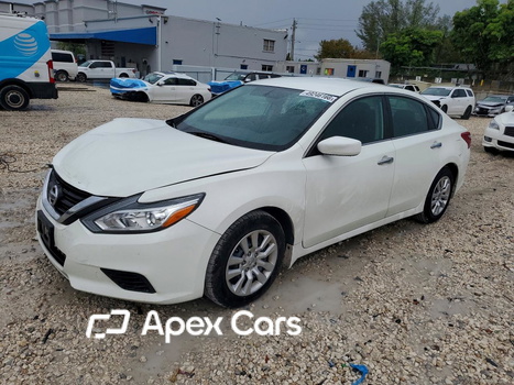 Nissan Altima 2018 - Image 1 of 13