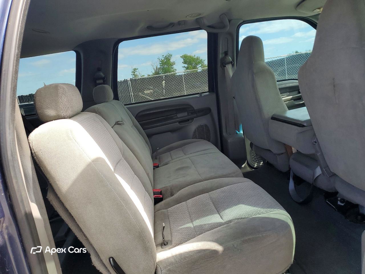 Ford Excursion 2003