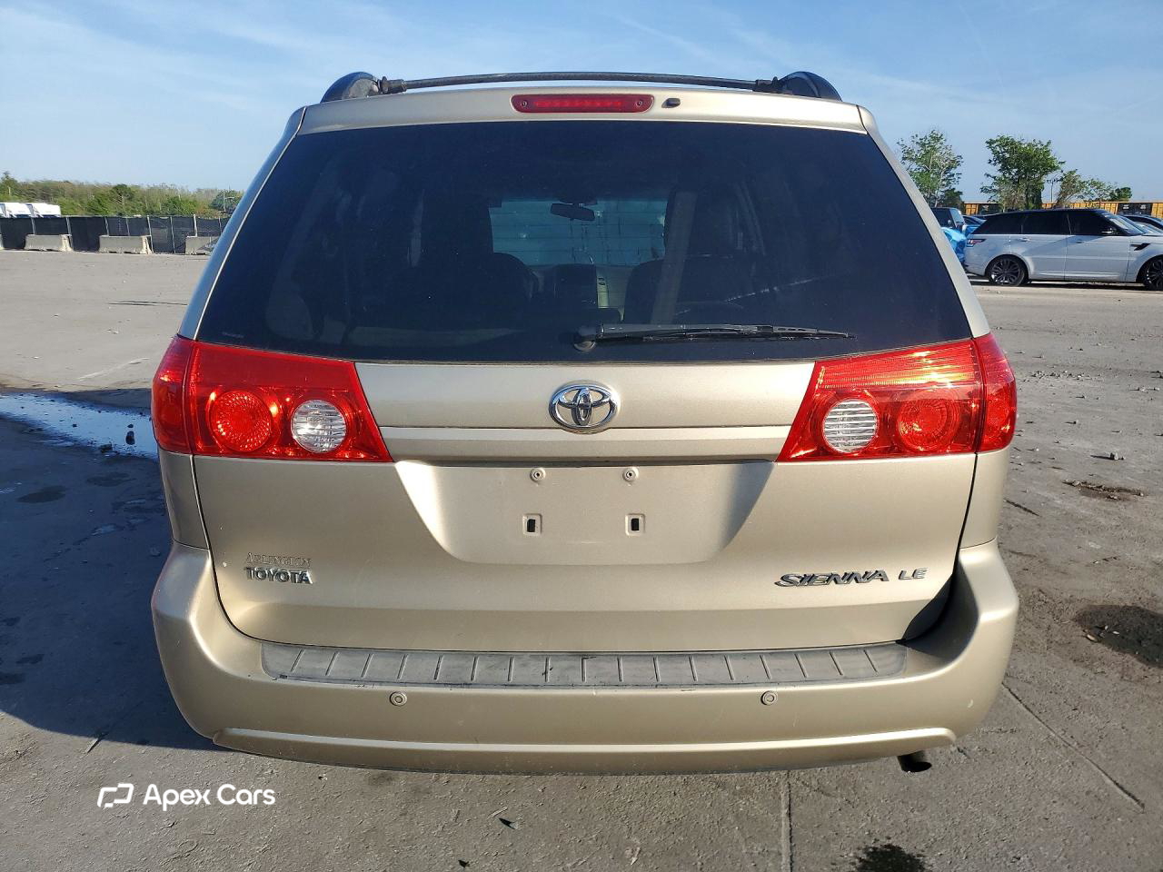 Toyota Sienna 2010