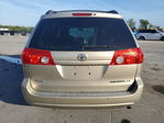 Toyota Sienna 2010