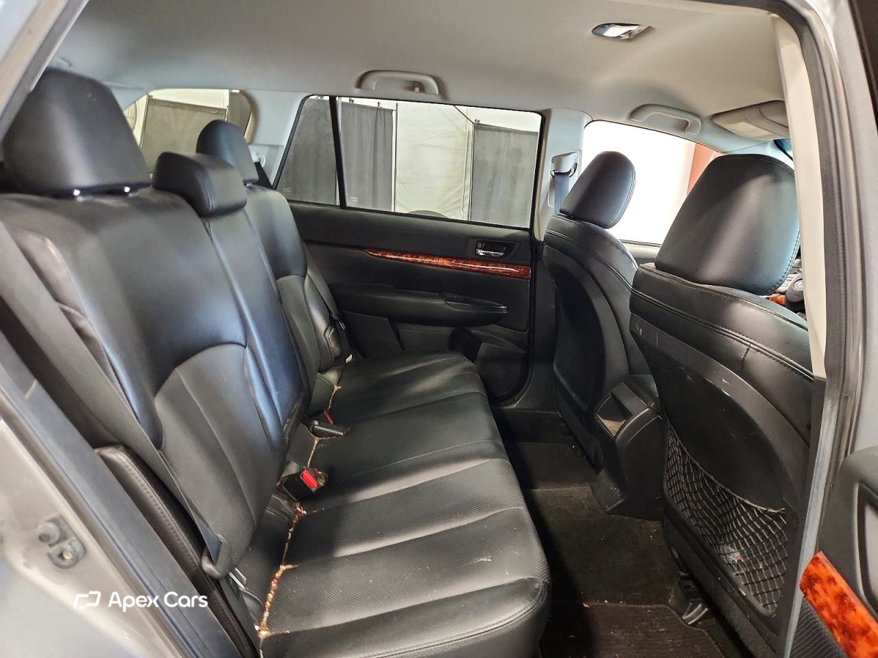 Subaru Outback 2011