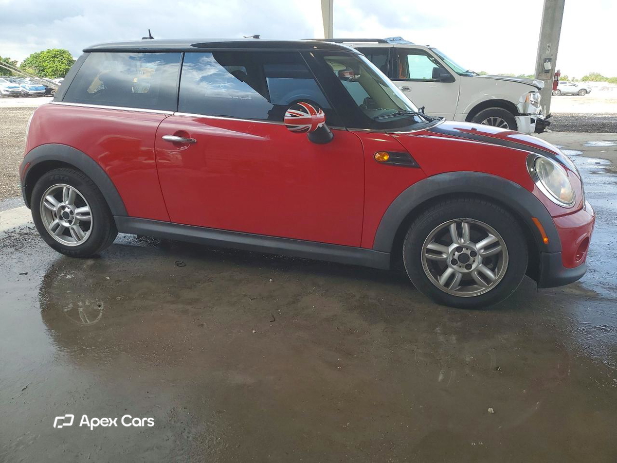 MINI Cooper 2013
