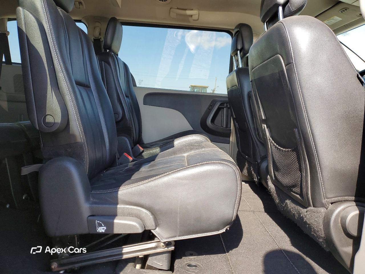Chrysler Voyager 2013