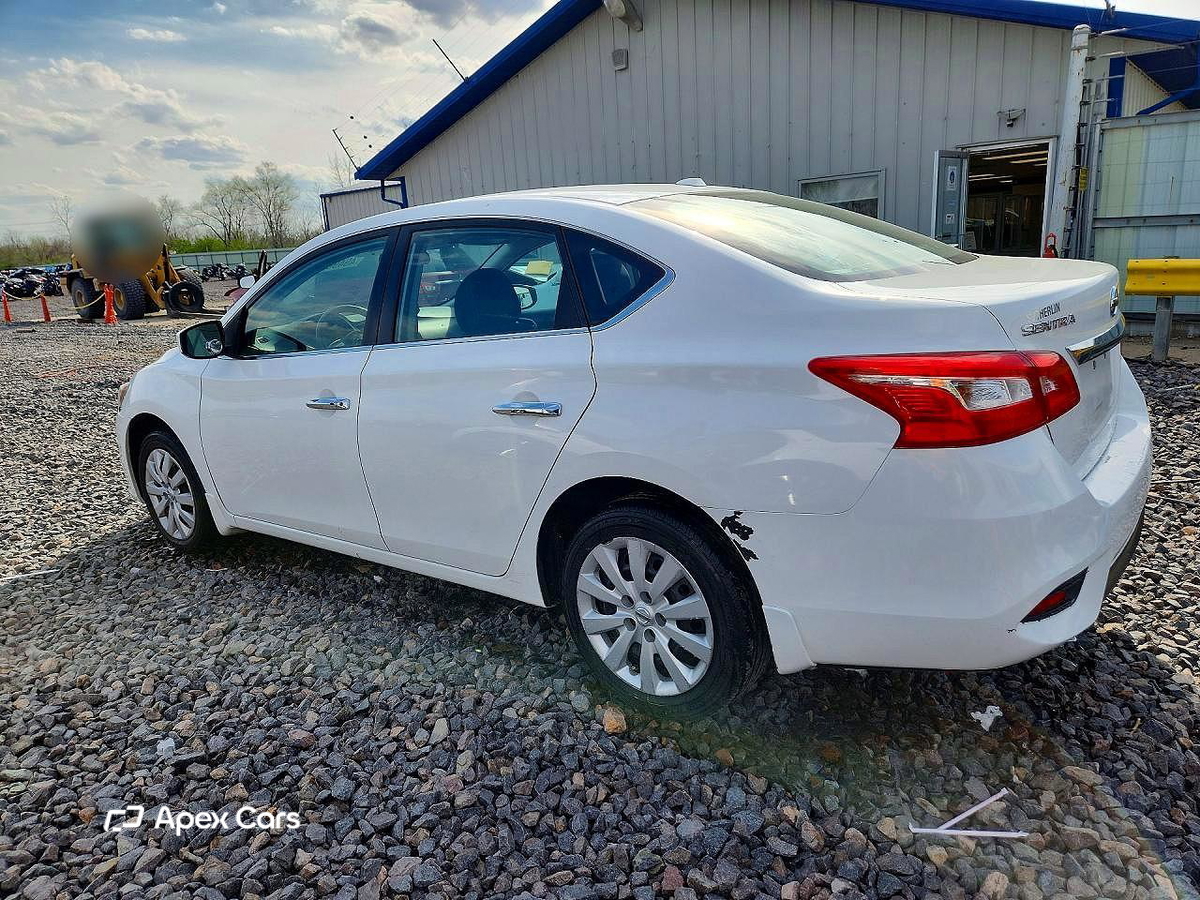 Nissan Sentra 2016