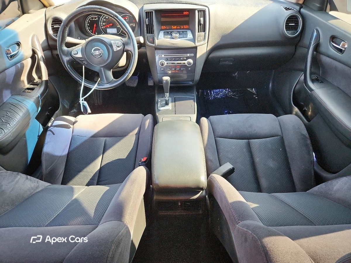 Nissan Maxima 2014