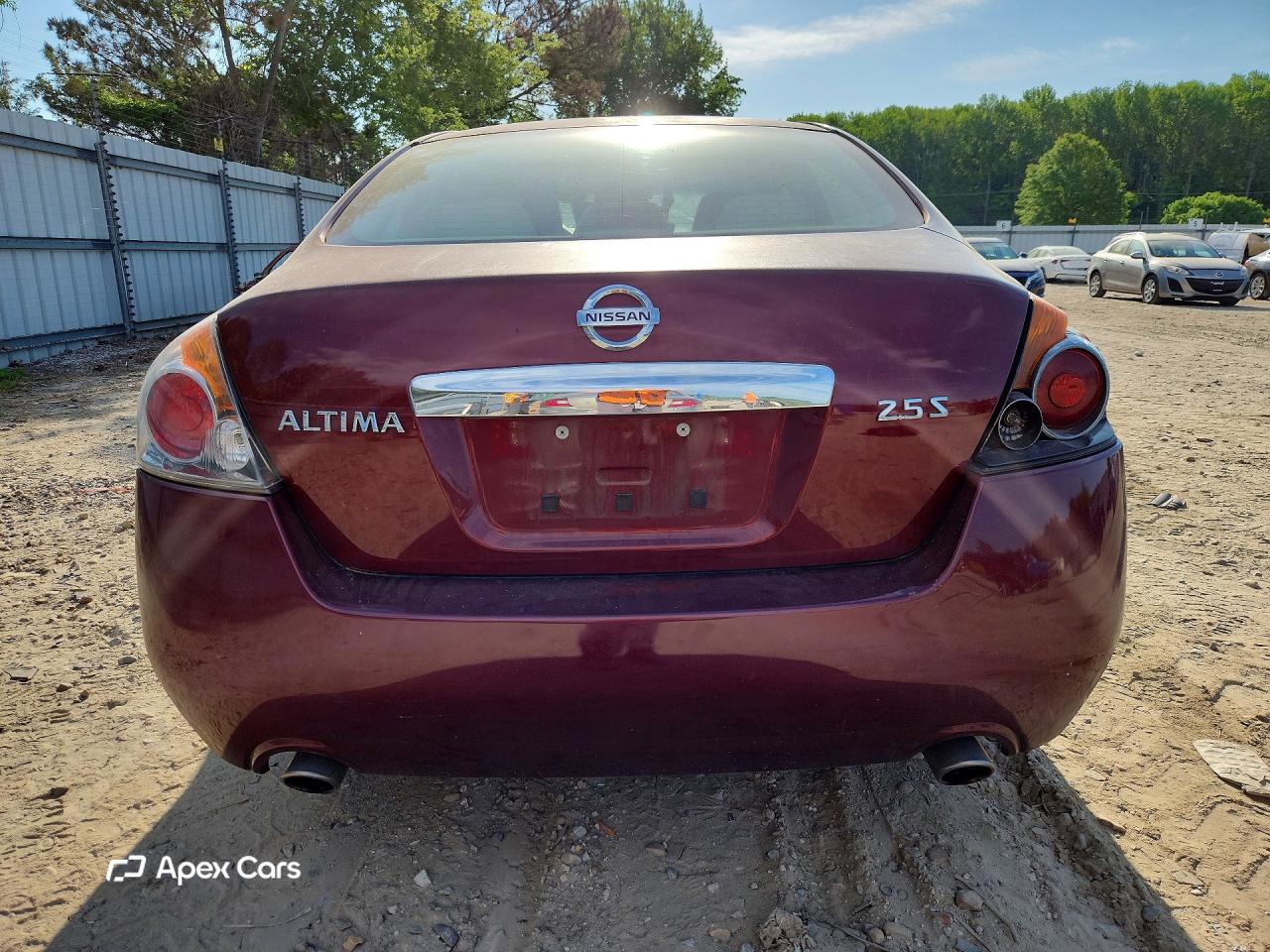 Nissan Altima 2012