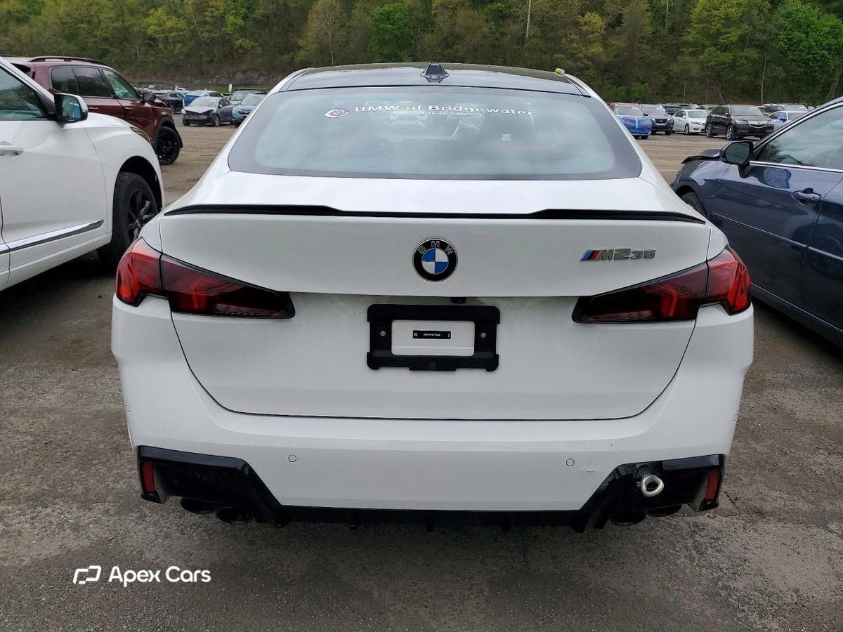 BMW M2 2025