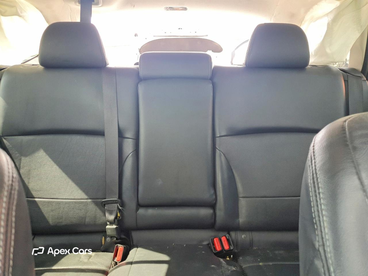 Subaru Outback 2016
