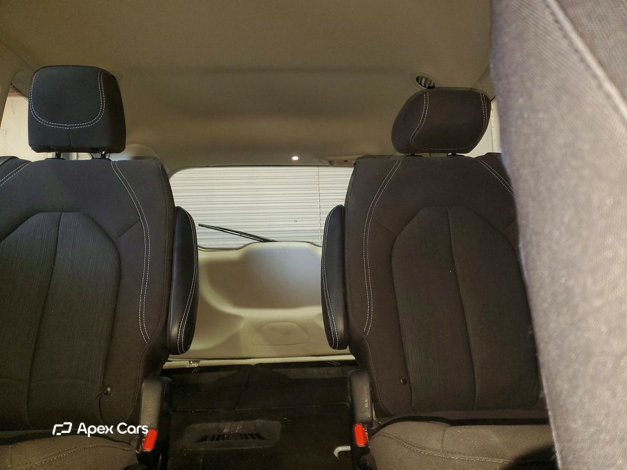 Chrysler Voyager 2023