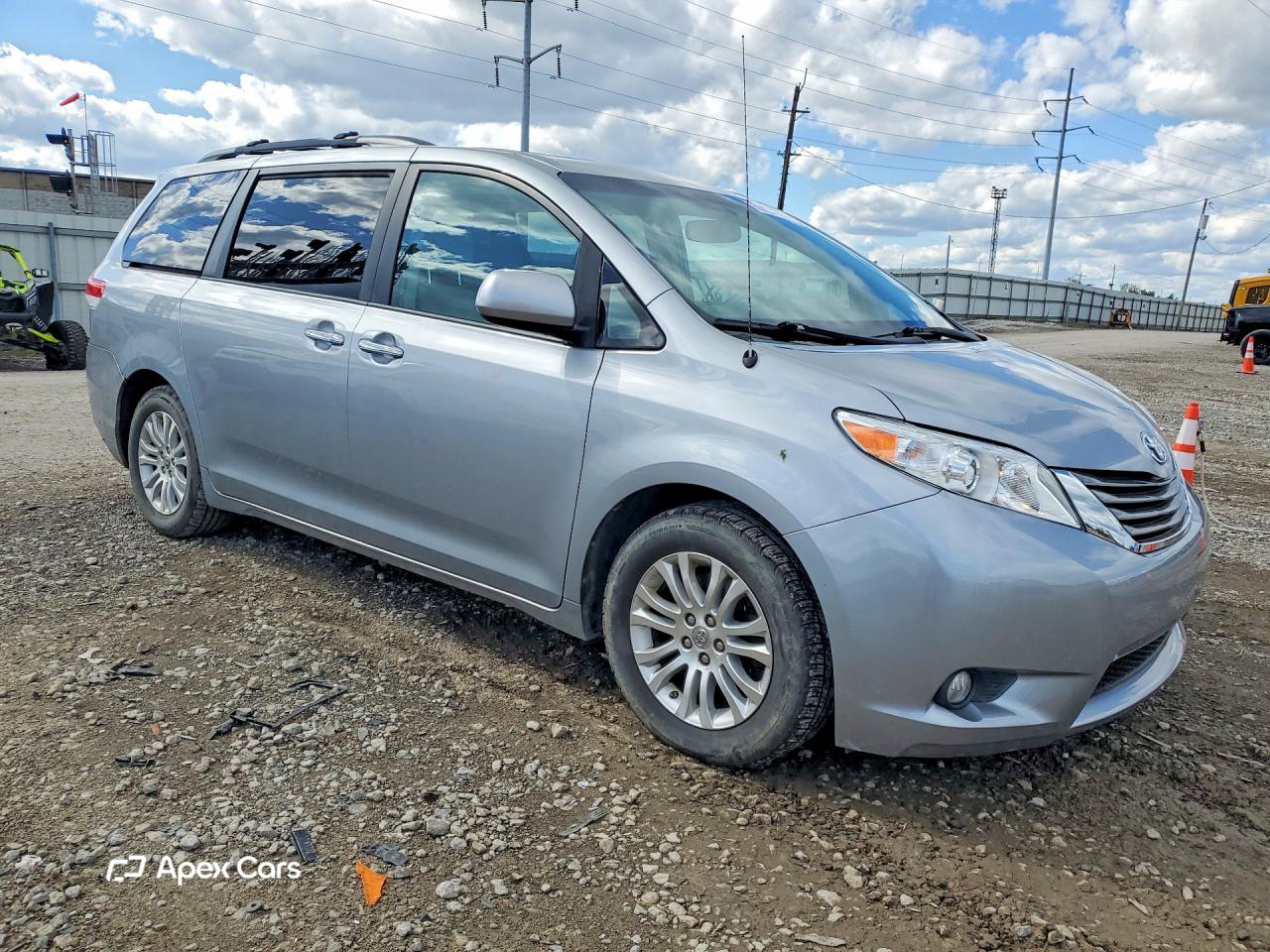 Toyota Sienna 2013