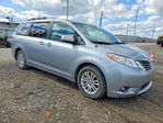 Toyota Sienna 2013