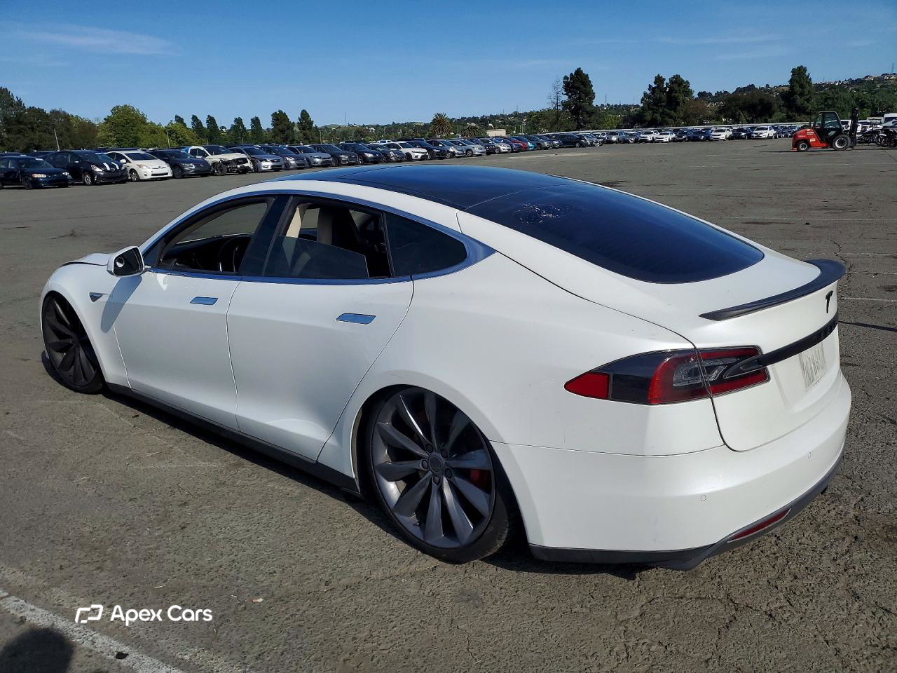 Tesla Model S 2014