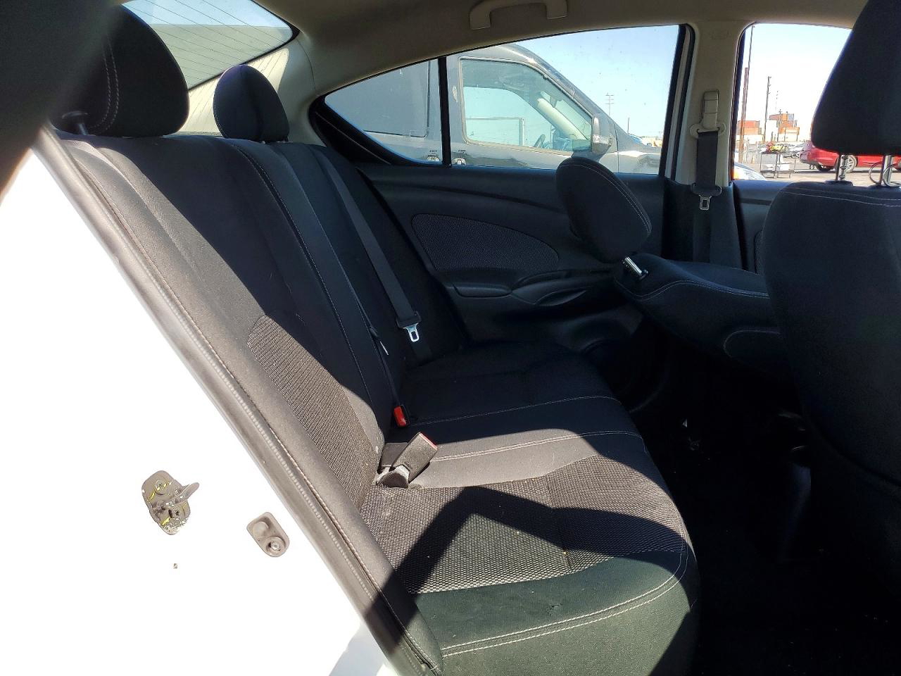Nissan Versa 2016