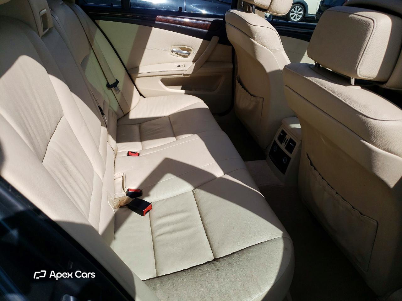 BMW Series 5 2010