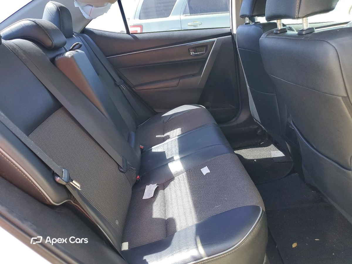 Toyota Corolla 2015