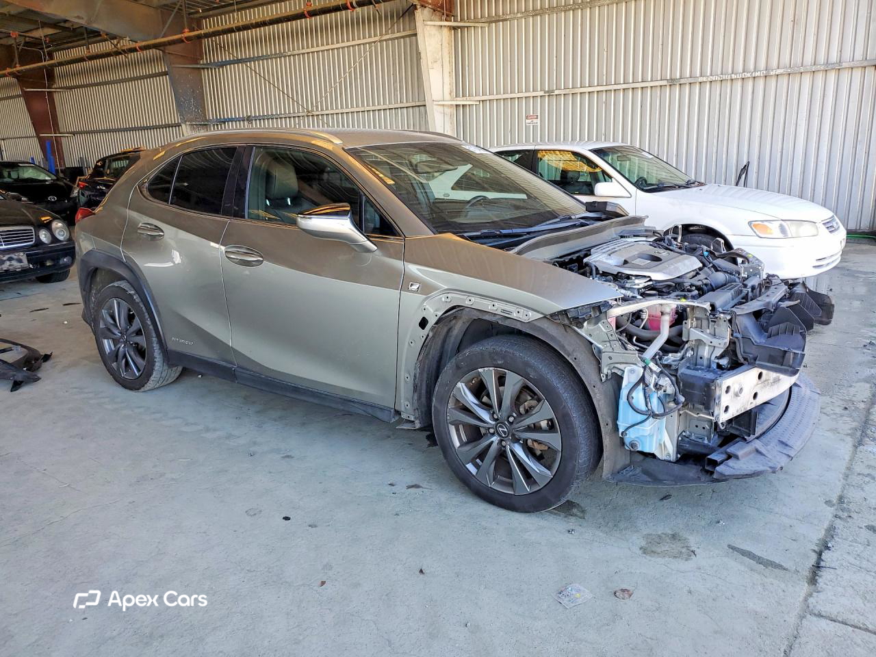 Lexus UX 2021