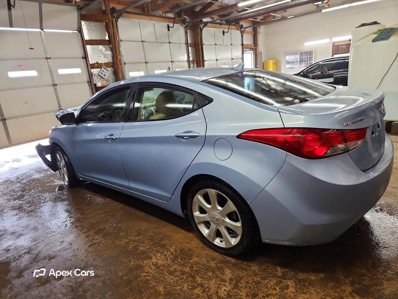 Hyundai Elantra 2011