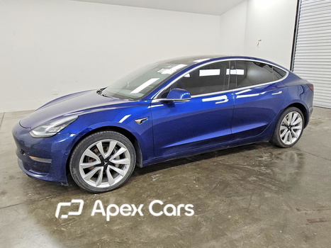 Tesla Model 3 2020 - Image 1 of 12