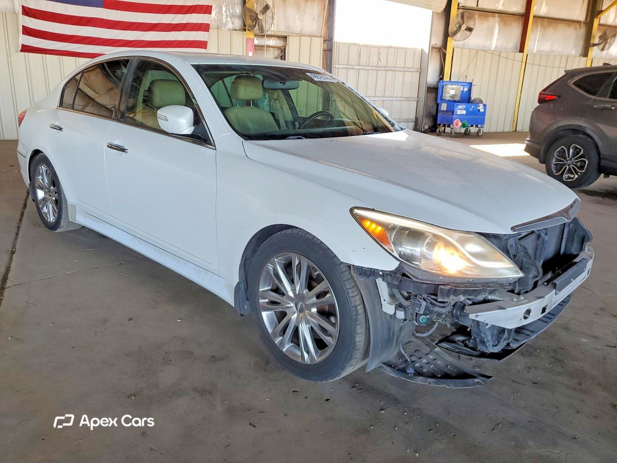 Hyundai Genesis 2012