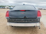 Chrysler 300 2023