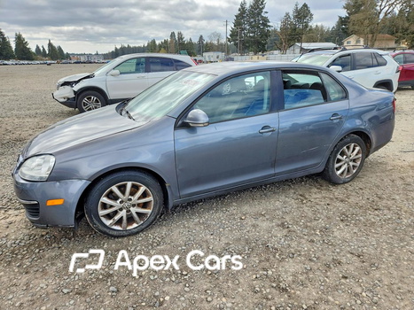 Volkswagen Jetta 2010 - Image 1 of 12